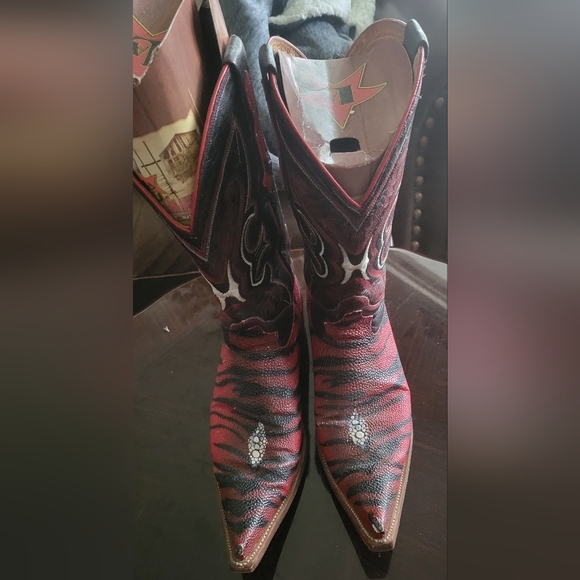 Rodeo Bravo Red Tiger Stripe Pointed Toe Exotic Cowboy Boots Gr8 Cowboy Gift - Picture 2 of 5